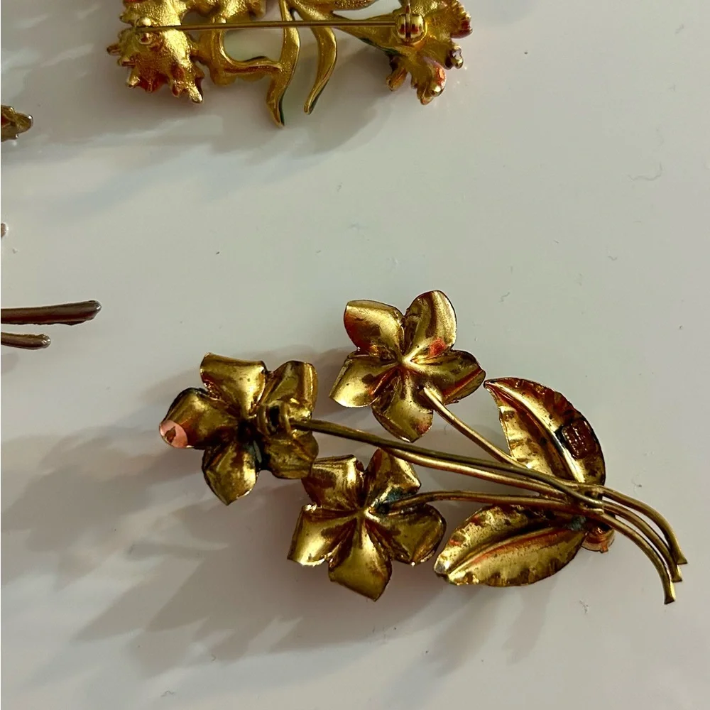 Vintage enamel Floral Enamel Brooch set marked Austria - Picture 6 of 6